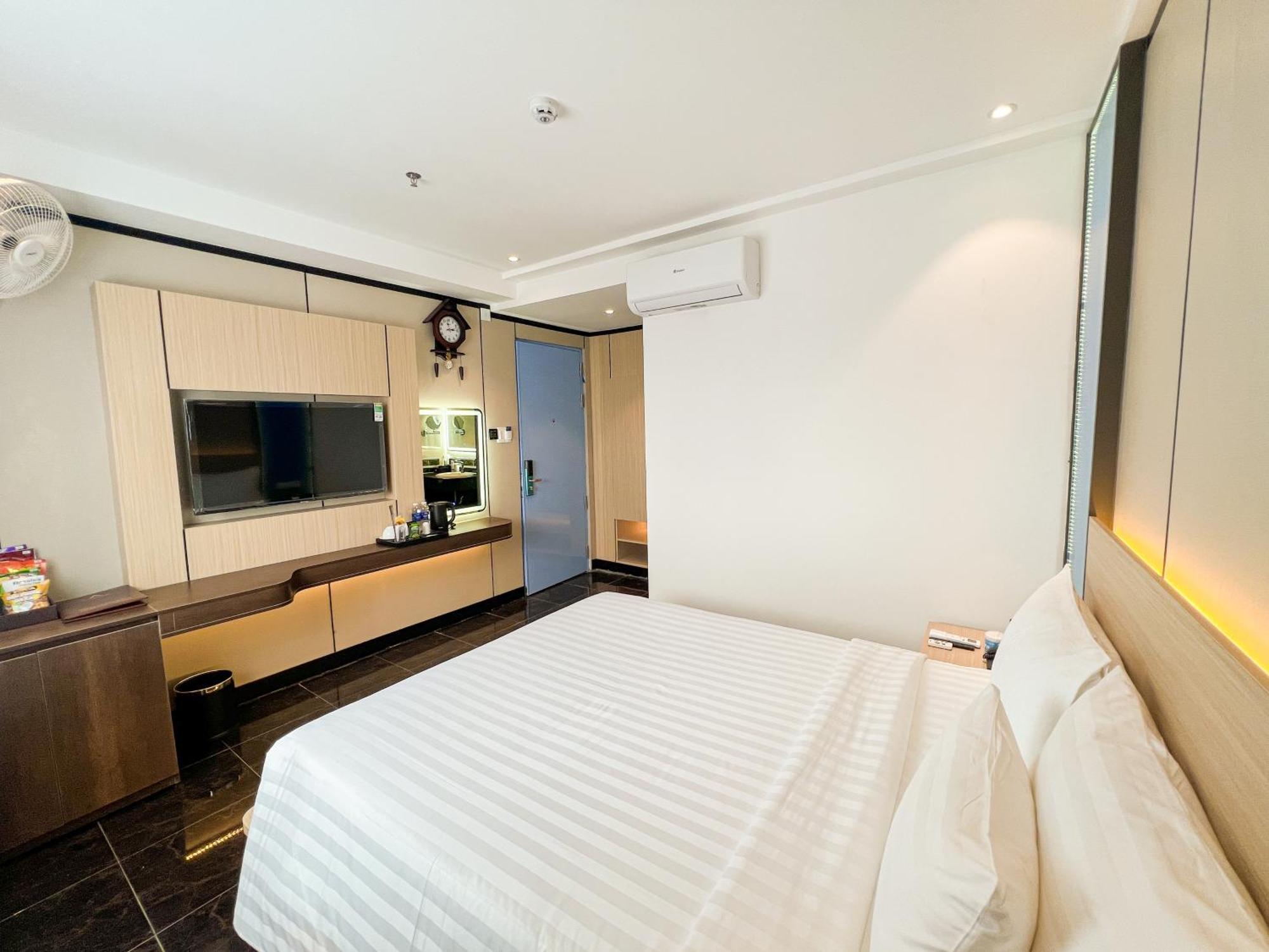 A25 Hotel - 277 Le Thanh Ton Ho Chi Minh City Exterior photo